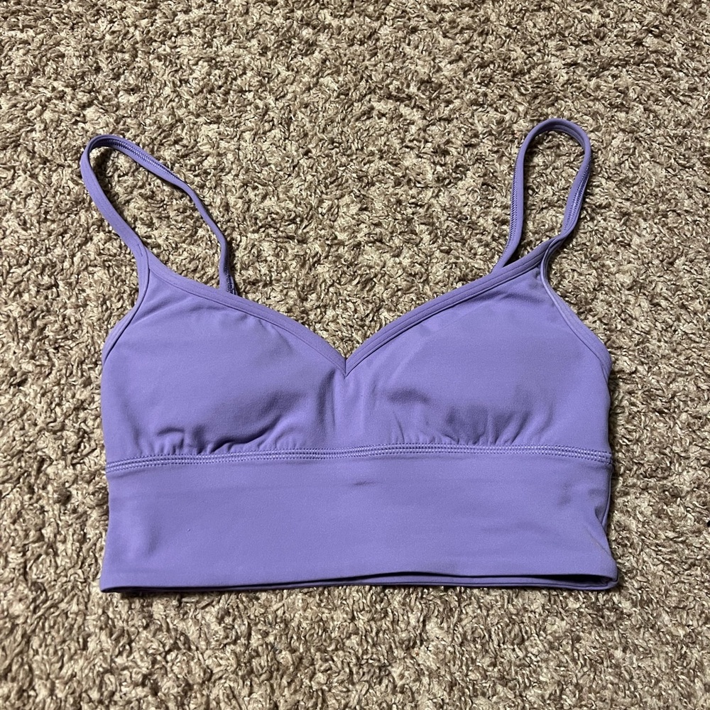 Lululemon sports bra